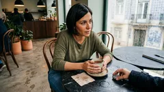 Esquizofrenia: o que é, sinais mais comuns e como pedir ajuda