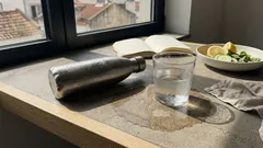 Quanta água devo beber por dia? Guia prático para se manter hidratado sem obsessões