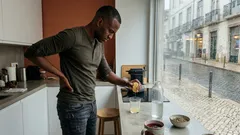 Pedras nos rins: 8 opções (caseiras e médicas) para aliviar e saber quando ir ao urologista