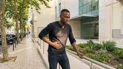 Onde fica o apêndice e porque é que a dor pode enganar